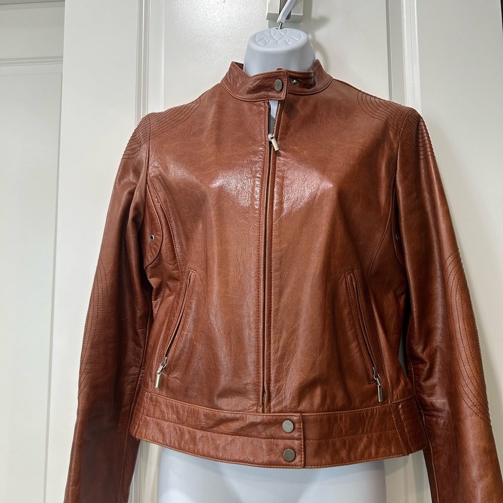 Elie Tahari Brown Leather Motorcycle Jacket Topstitched zippered w/ 2 pockets